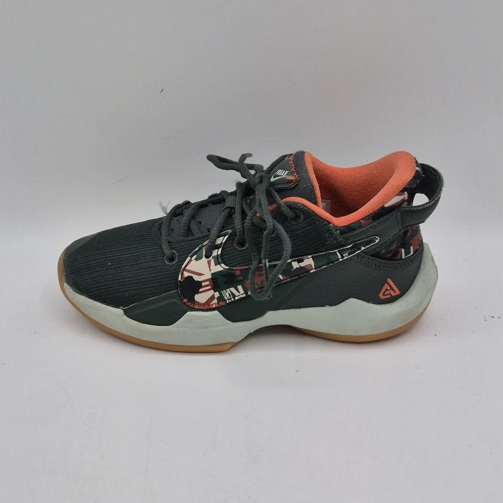 Nike Giannis Freak Shoes Youth Size 13C‎ Green Orange Basketball DD0011-300